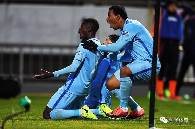 广州恒大客场告捷,实现客场连胜的简单介绍 广州恒大客场告捷,实现客场连胜的简单介绍
